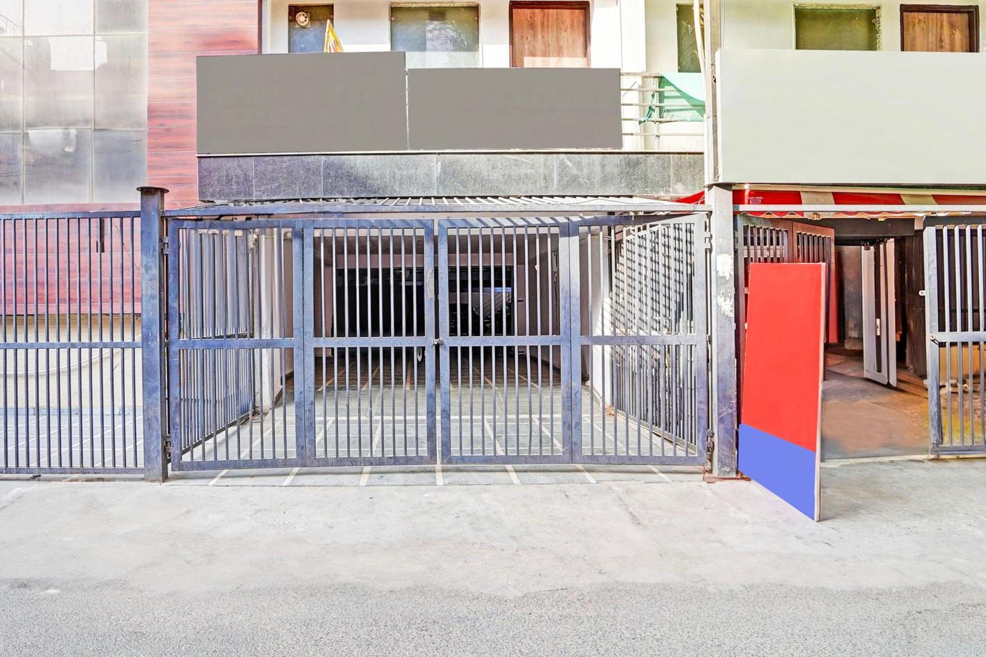 Collection O Tilak Nagar Near Pacific Mall Deli Exterior foto
