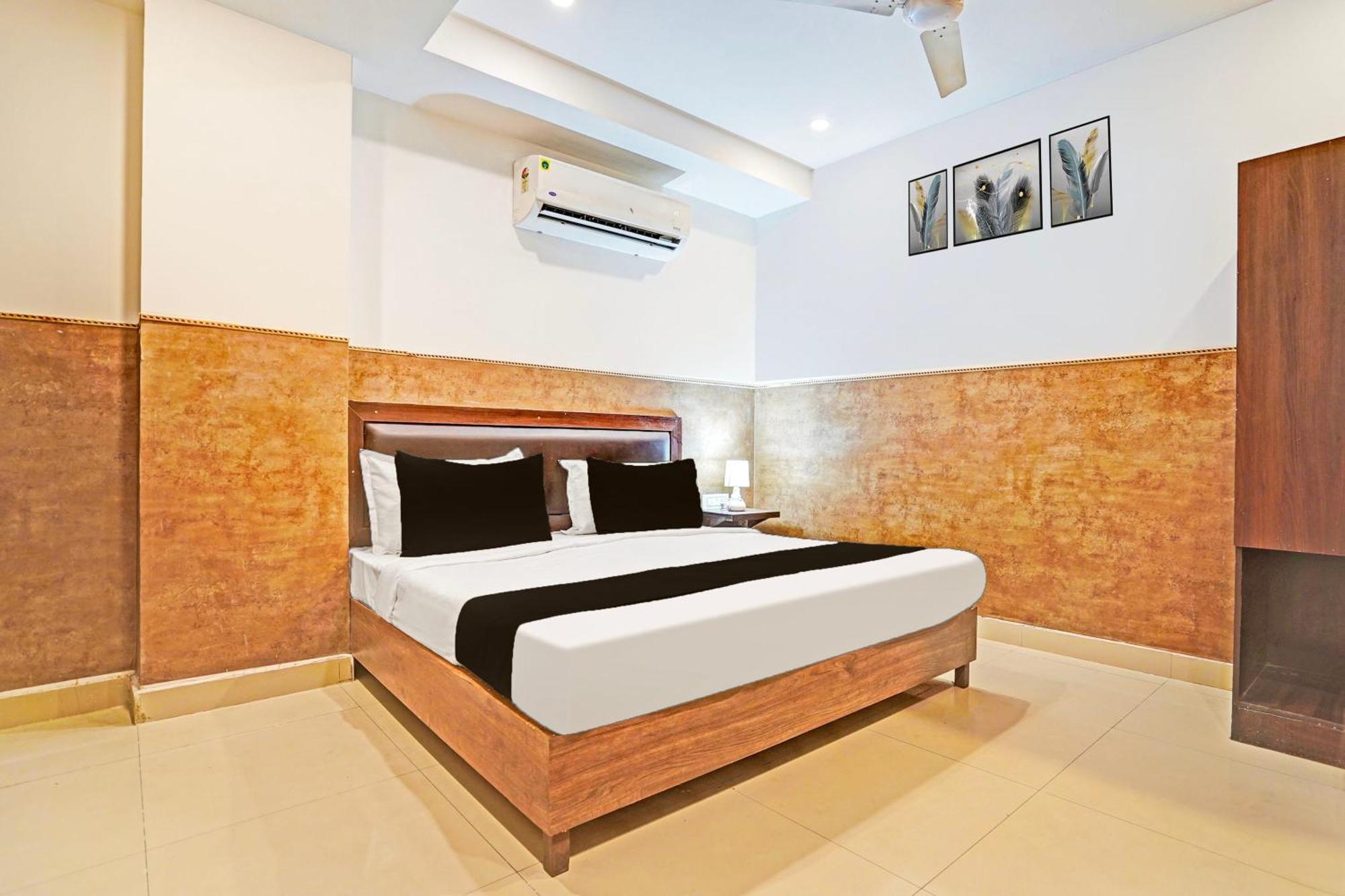 Collection O Tilak Nagar Near Pacific Mall Deli Exterior foto