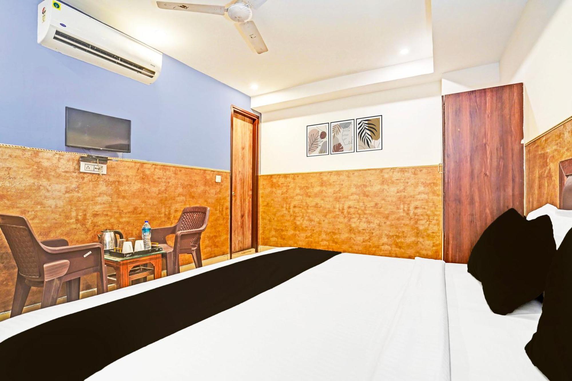 Collection O Tilak Nagar Near Pacific Mall Deli Exterior foto